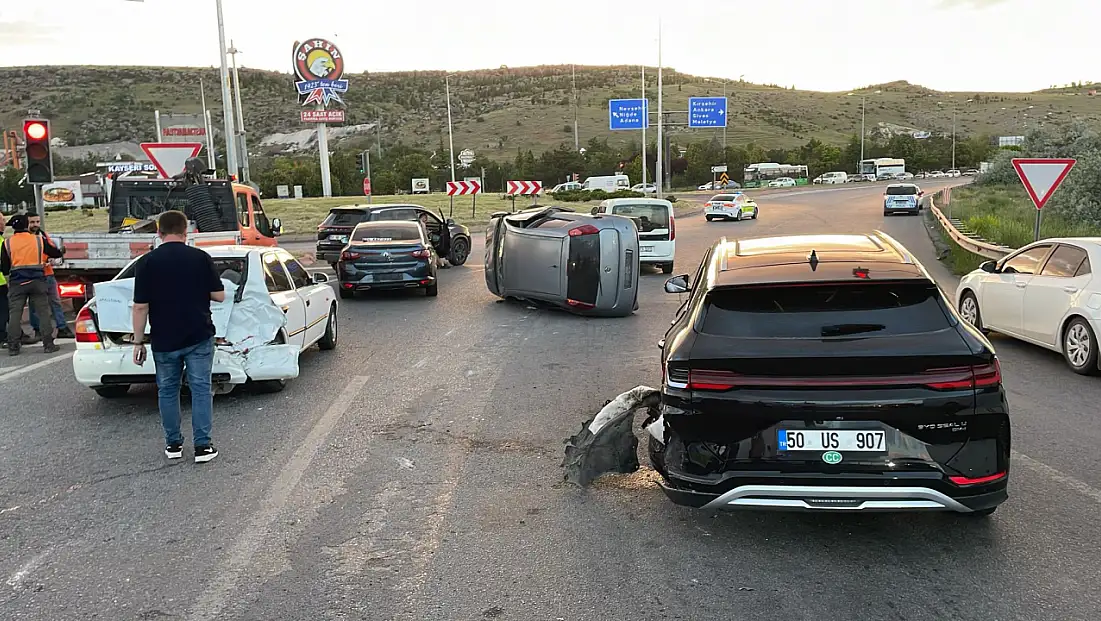 Kayseri’de 4 Araç Birbirine Girdi: 4 Yaralı