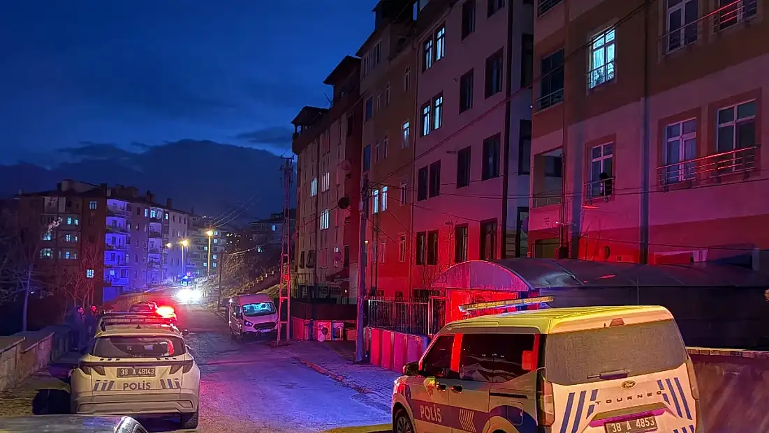 Kayseri’de Dehşet: Genç adam banyoda bıçaklanarak öldürüldü