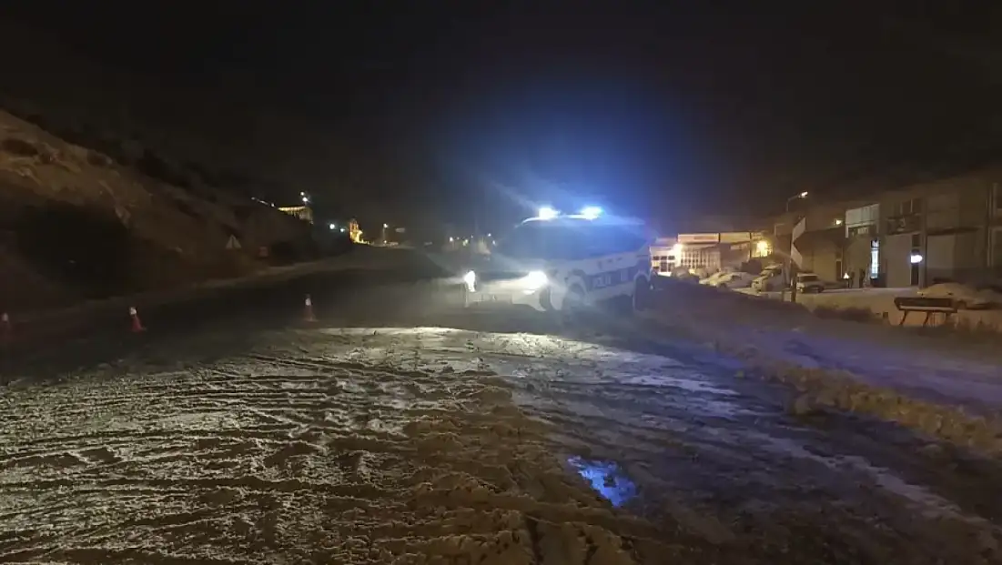 Kayseri-Malatya kara yolu trafiğe kapatıldı