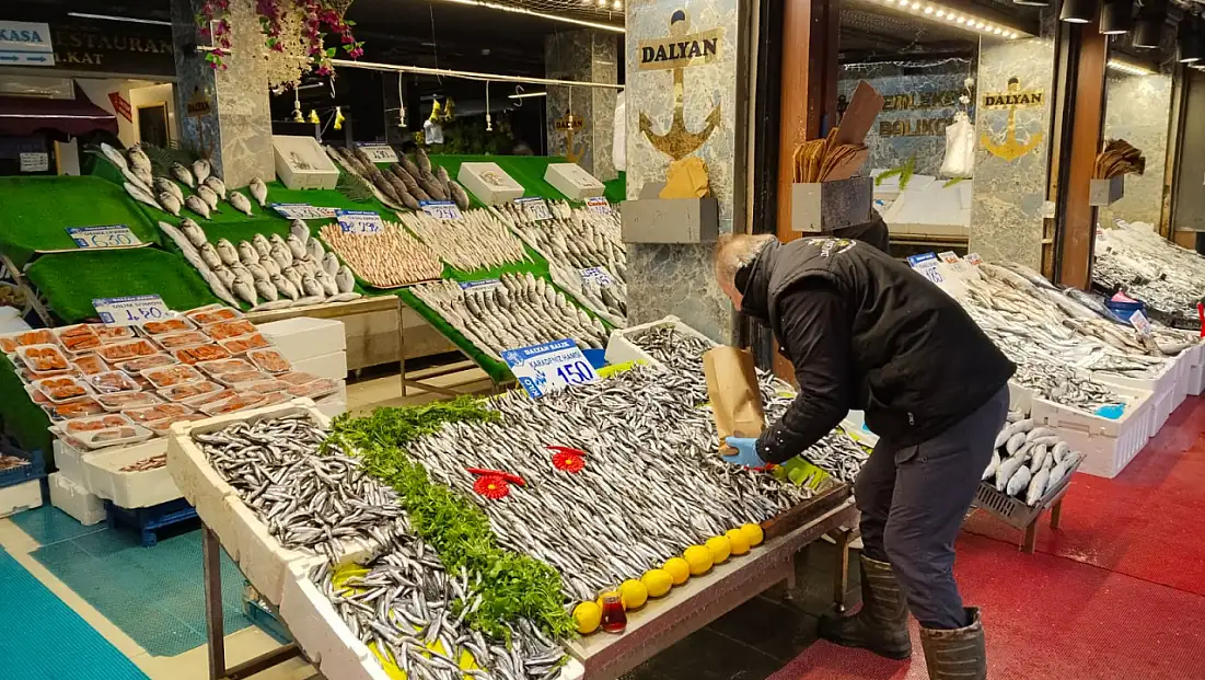Yılbaşı öncesi Kayseri’de Balık satışları zirve yaptı