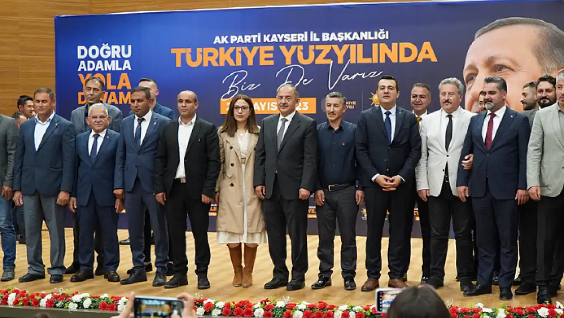 125 Kişi AK Parti'ye Katıldı
