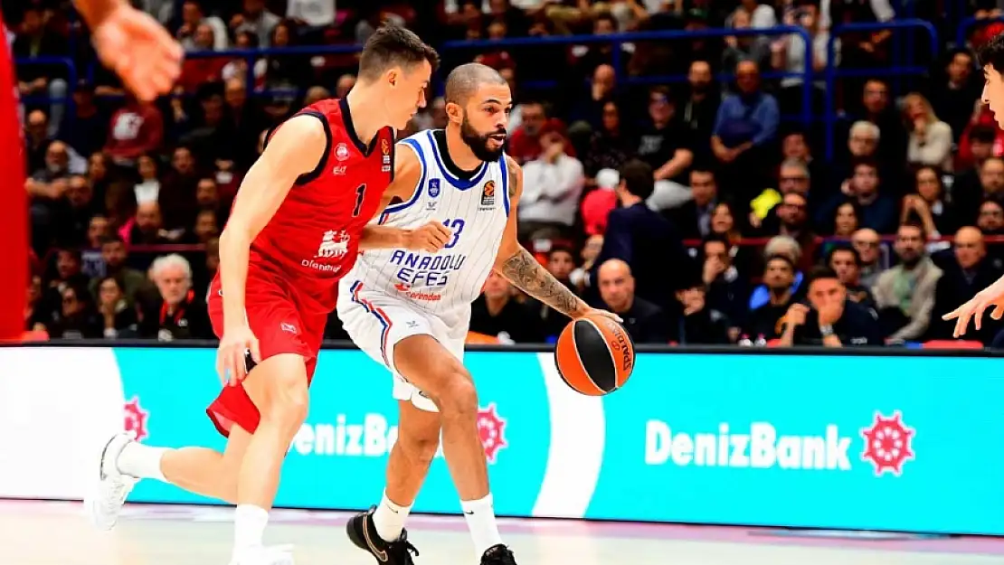 Anadolu Efes, deplasmanda Milan'ı rahat geçti