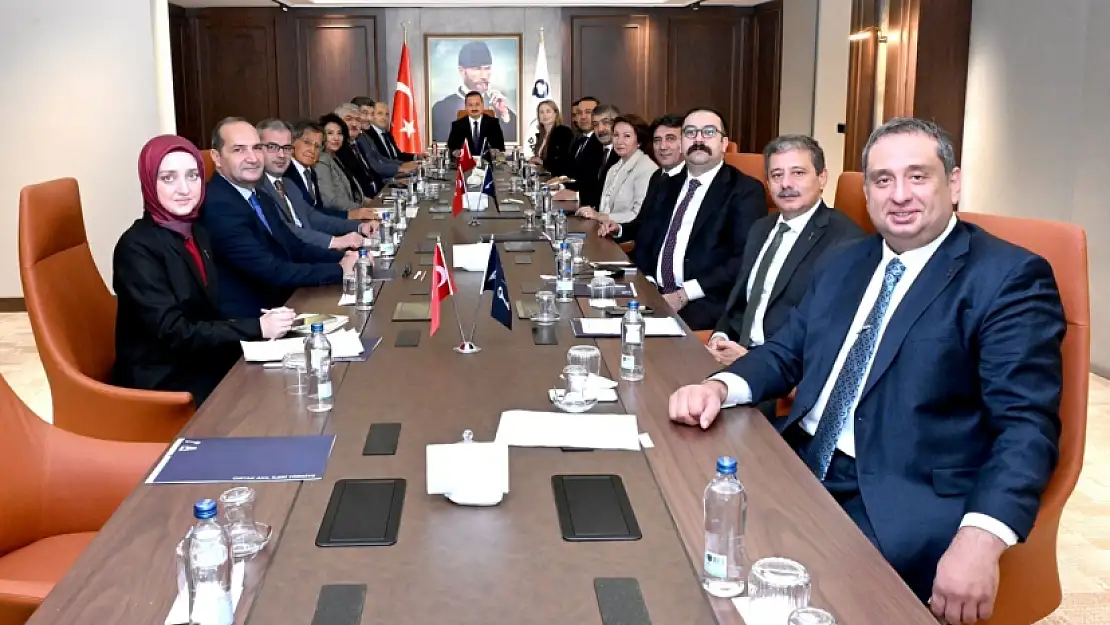 Anahtar Parti Divanı, Suriye ve Asgari Ücreti Görüştü