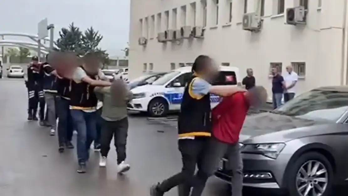 Ankara'da Polise Saldıran 12 Kişi Gözaltında: Gereği Yapıldı