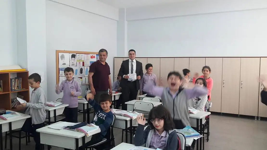ARTVİN BELEDİYESİNDEN GERİ DÖNÜŞÜM ve ÖNEMİ KONULU EĞİTİM