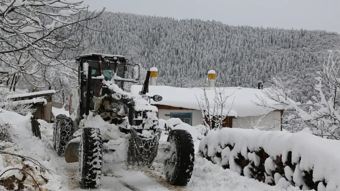 Artvin'de Kar Nedeniyle 125 Köye Ulaşılamıyor