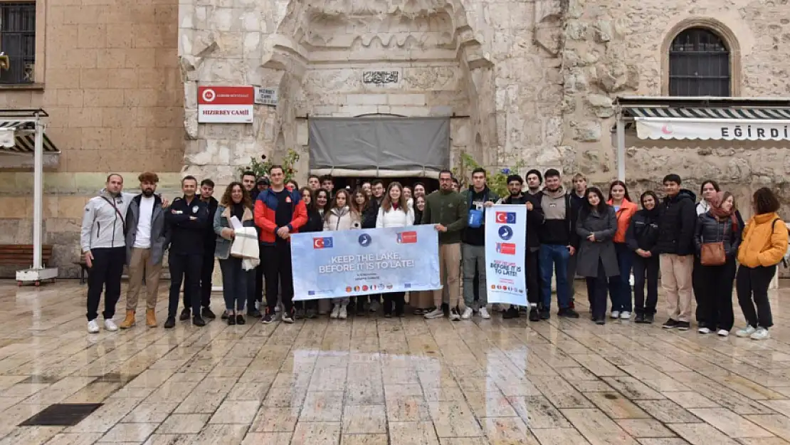 Avrupa gençleri Eğirdir Gölü'nde buluştu