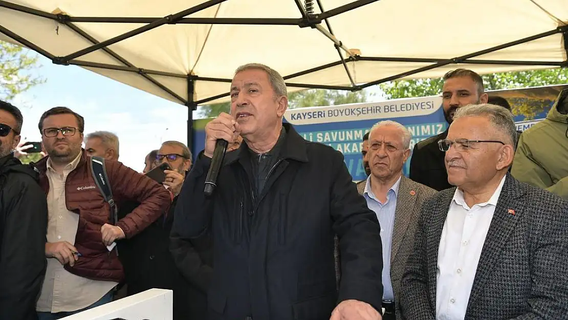 BAKAN AKAR PİKNİK DE V ATANDAŞLARLA