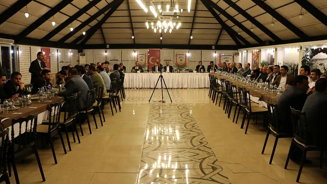 BAŞKAN BEYAZGÜL, TURİZM SEKTÖR TEMSİLCİLERİNİ DİNLEDİ