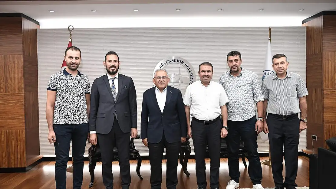 BAŞKAN BÜYÜKKILIÇ'A ZİYARETÇİ AKINI