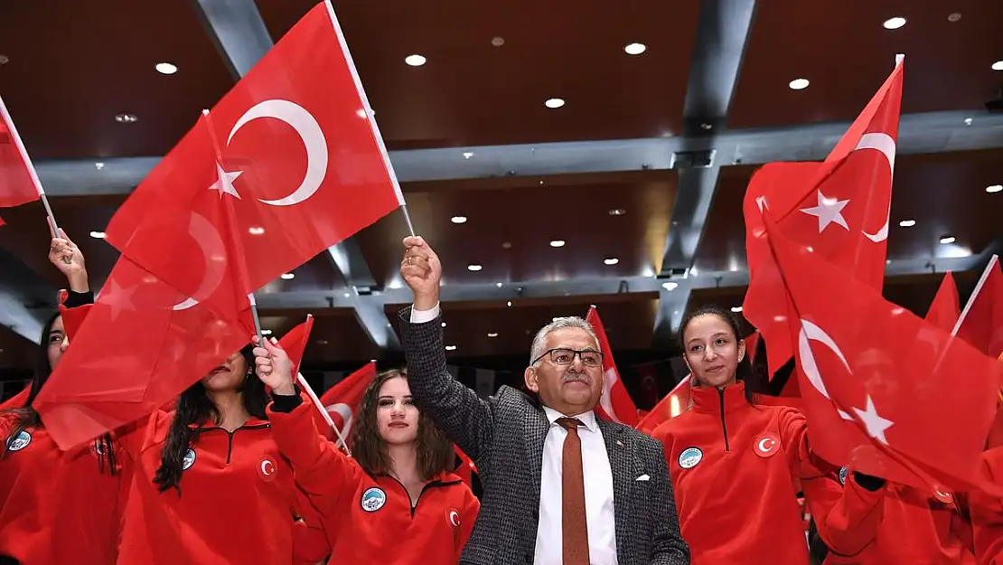BAŞKAN BÜYÜKKILIÇ, GENÇLERLE BULUŞTU
