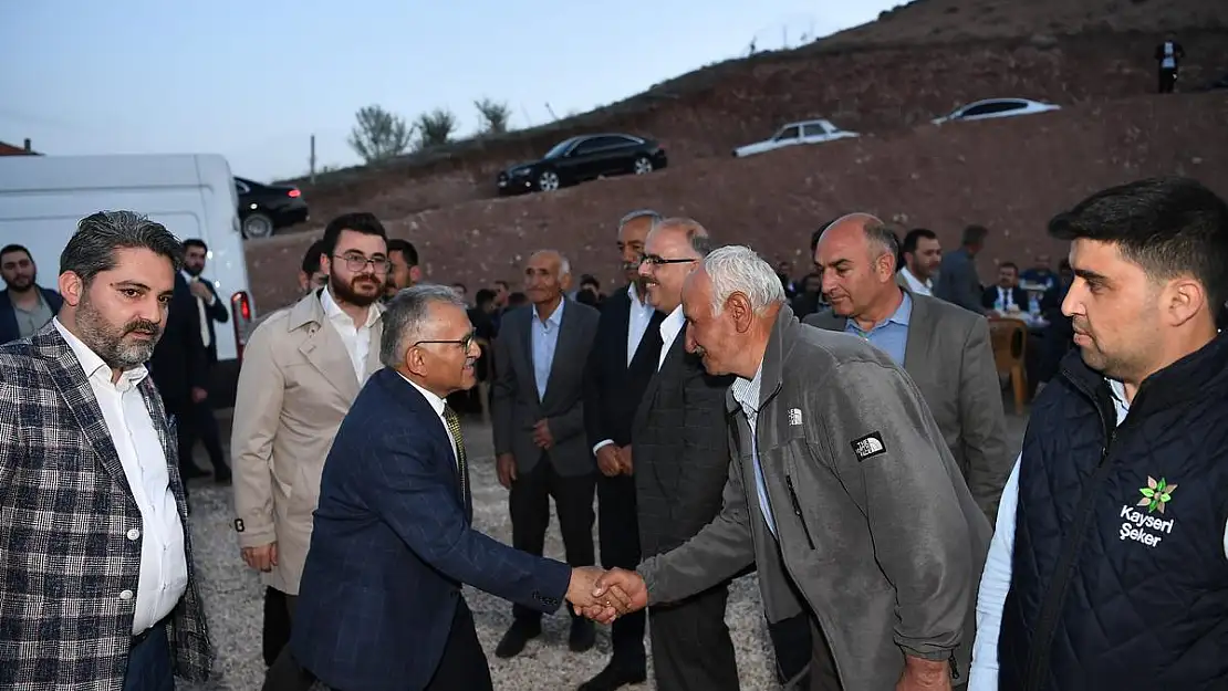BAŞKAN BÜYÜKKILIÇ, ÖZHASEKİ İLE BİRLİKTE GENÇLERLE BULUŞTU
