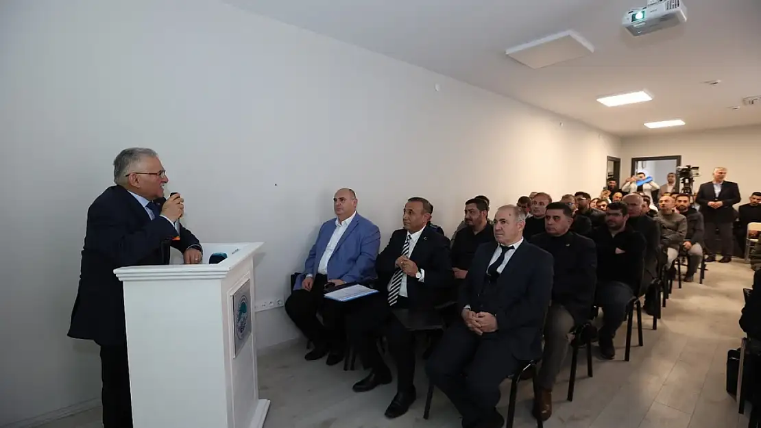 Başkan Büyükkılıç, yeşil alanlar çalıştayı'na katıldı