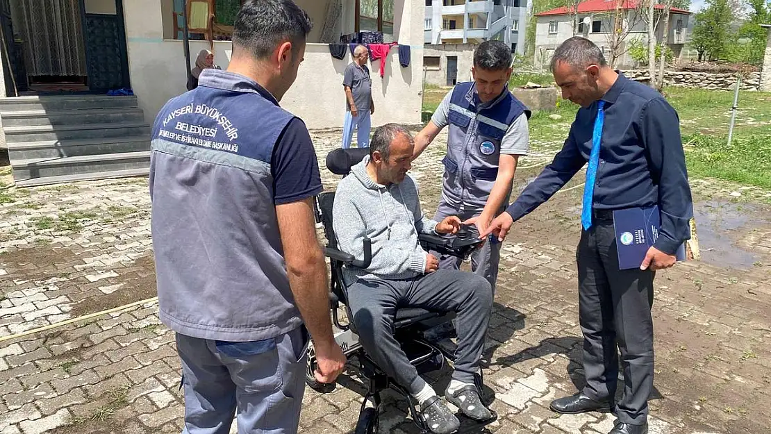 Başkan Büyükkılıçtan Akülü Tekerlekli Sandalye İstedi Anında Talebi Karşılandı