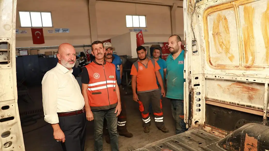 BAŞKAN ÇOLAKBAYRAKDAR, 'ATÖLYEMİZ, SANAYİ SİTESİ GİBİ ÇALIŞIYOR'