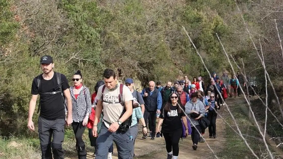 Bizim Köy Doğa Yürüyüşünde Tohum'lar Toprakla Buluştu