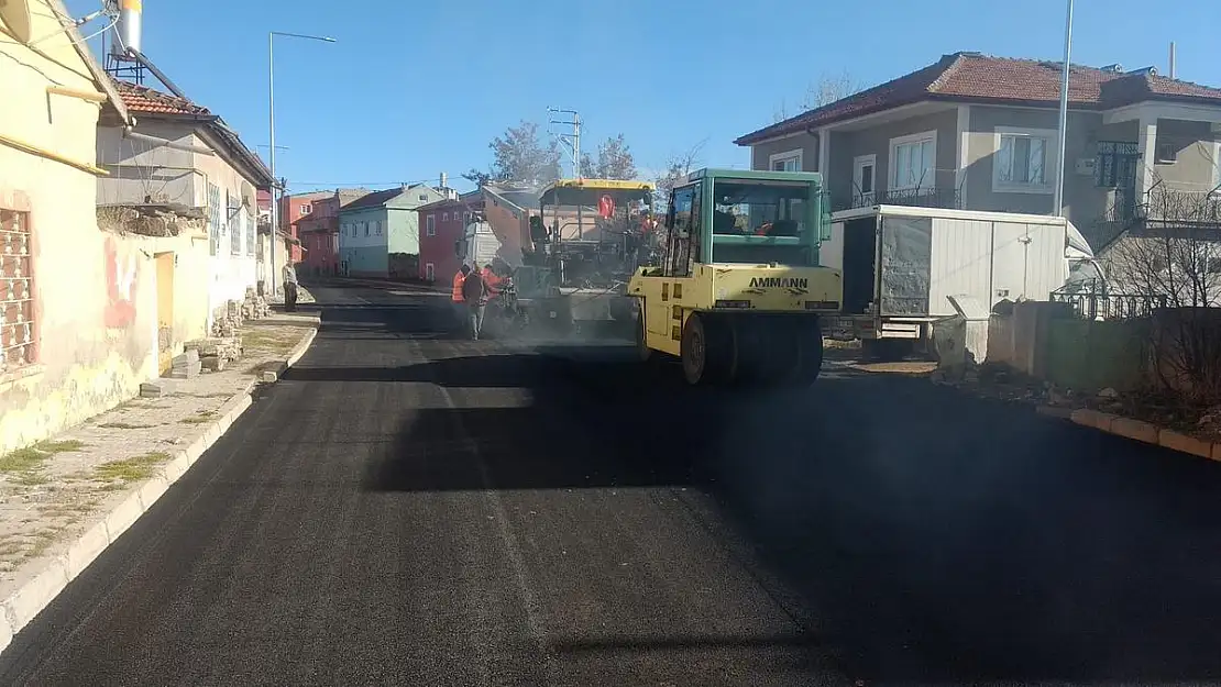 BÜNYAN DA ASFALTLAMA ÇALIŞMALARI DEVAM EDİYOR