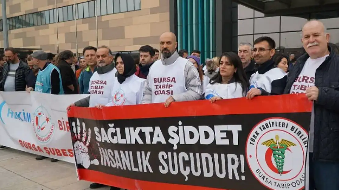 Bursa'da sağlık çalışanları 'artık usandık' dedi