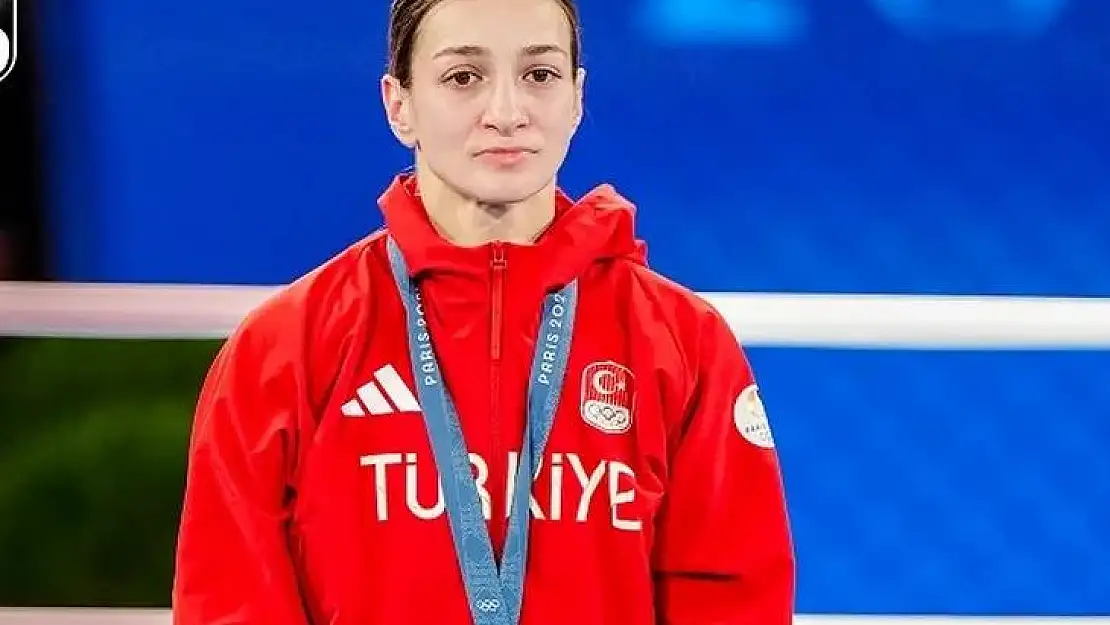 Buse Naz Çakıroğlu Olimpiyat ikincisi