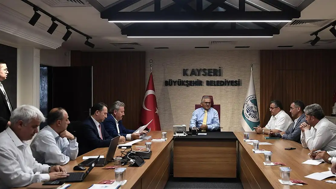 BÜYÜKKILIÇ'TAN BAŞKANLARLA 'KAYSERİGAZ' ZİRVESİ