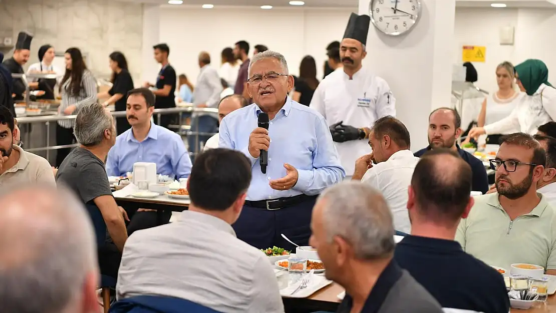 Büyükkılıç'tan KCETAŞ çalışanlarına jest