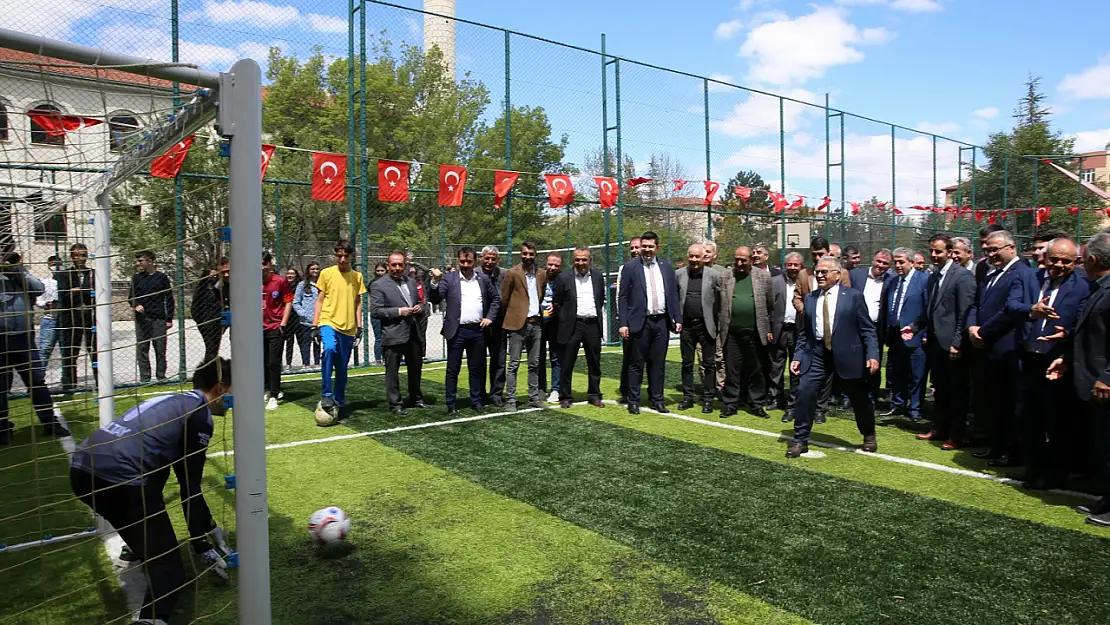 Büyükkılıç'tan kırsala tam hizmet