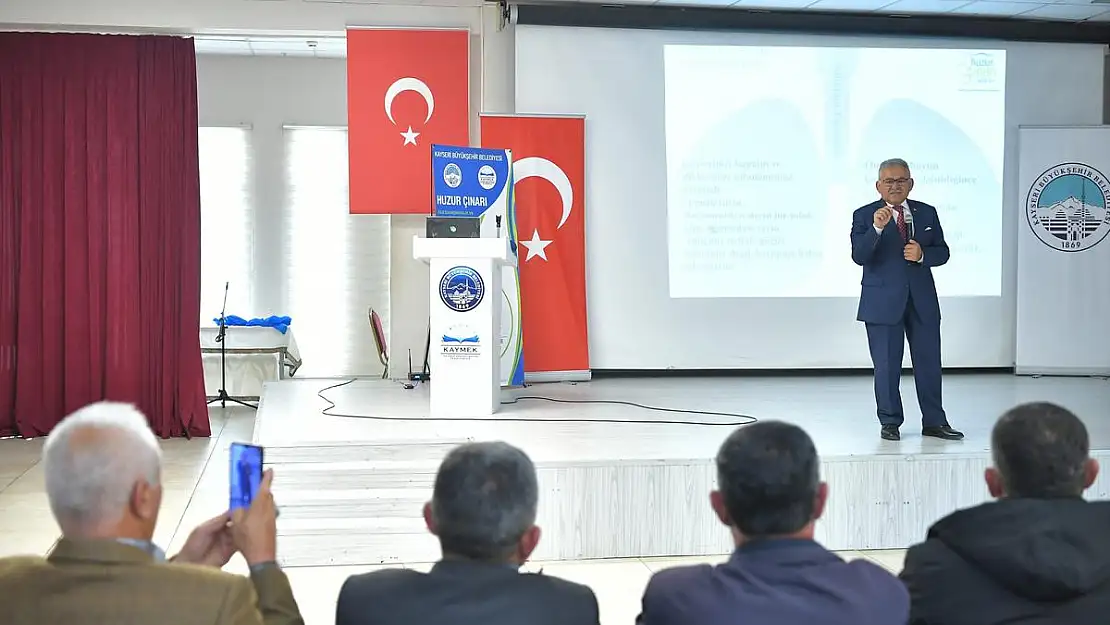 BÜYÜKKILIÇ,MUHTARLARLA DÜZENLENEN EĞİTİM SEMİNERİ'NE KATILDI