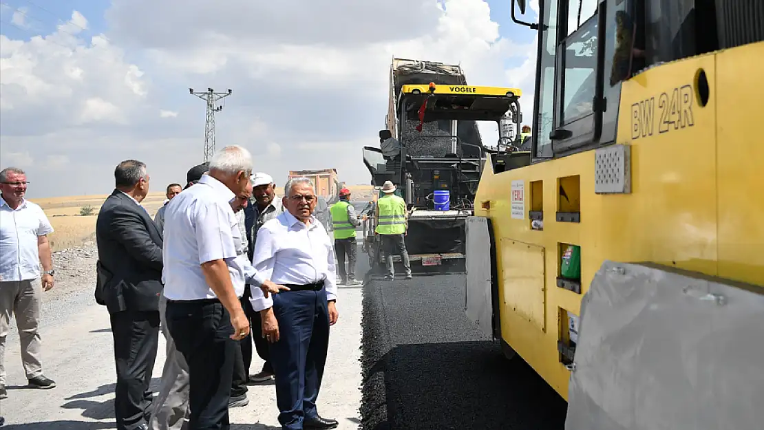 Büyükşehir, 10 Mahalleyi Yakından İlgilendiren 50 Milyon TL'lik Yolu Hizmete Açtı