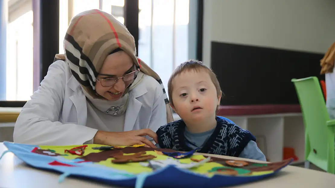 Büyükşehir'in Engelsiz Çocuk Evi, Takdir Topluyor