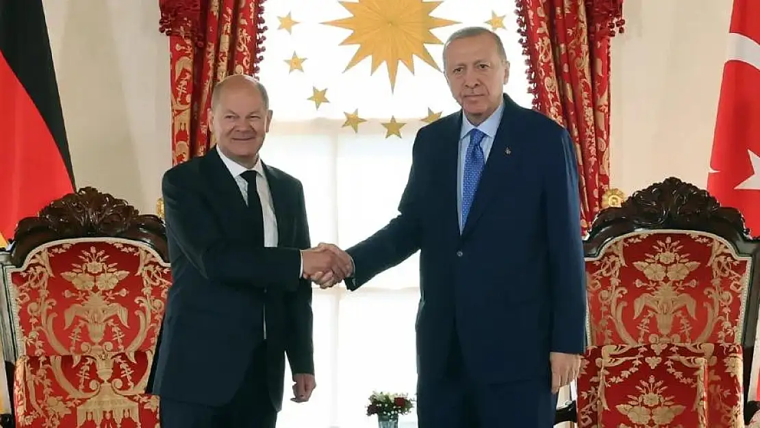 Cumhurbaşkanı Erdoğan ve Almanya Başbakanı Scholz Bir Araya Geldi