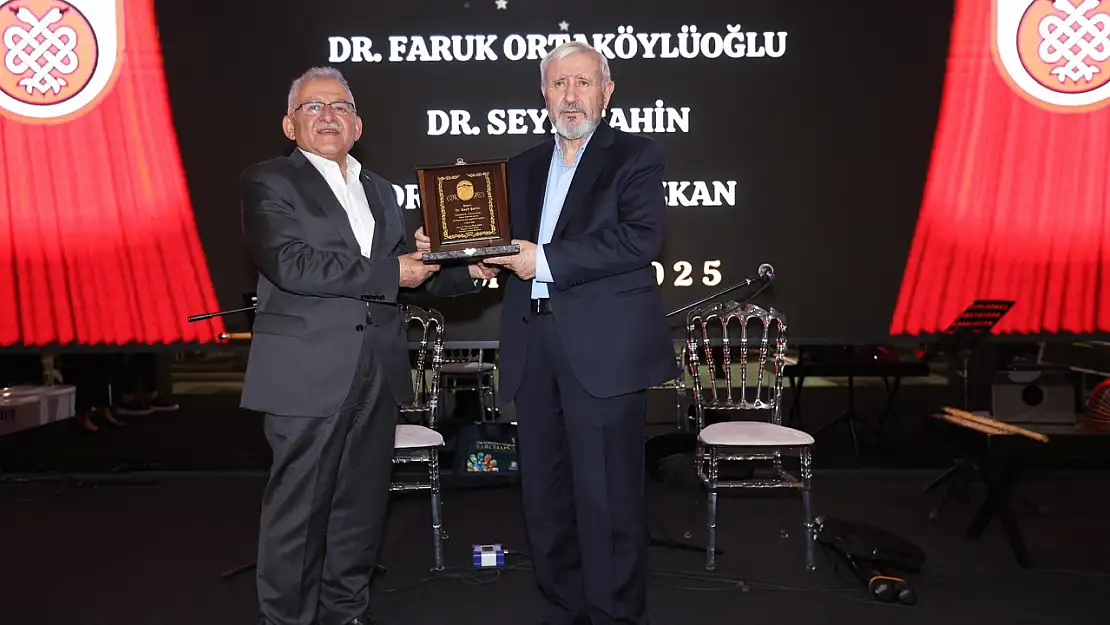 Doktor Başkan, meslektaşlarıyla iftarda buluştu
