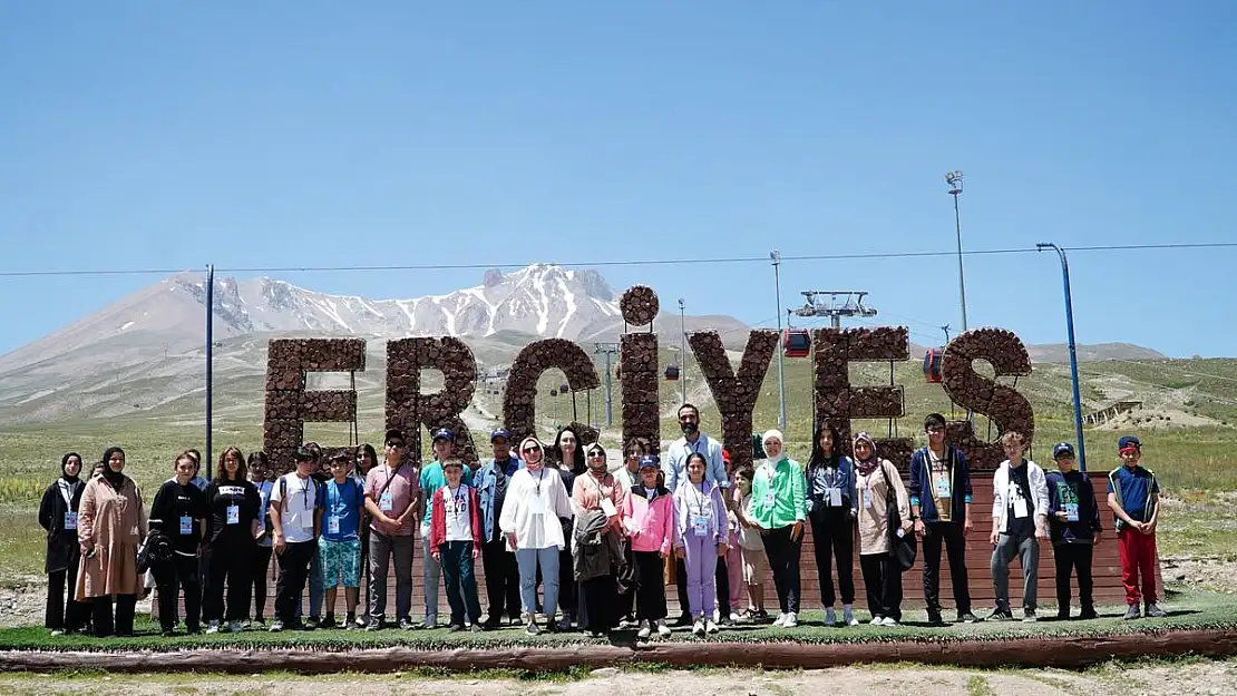 DÜNYA GENÇLİK BECERİLERİ GÜNÜ