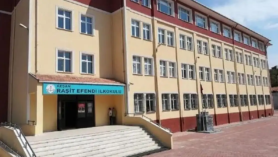 Edirne Keşan'da veliler ders saatlerinin düşürülmesine tepkili