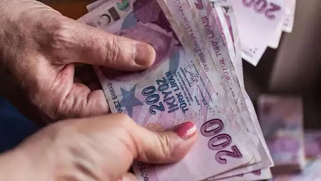 Emekli aylığı fark ödemeleri bugün ödeniyor