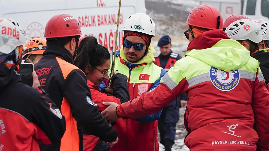 Erciyes'te yeni sezon öncesi kurtarma tatbikatı yapıldı