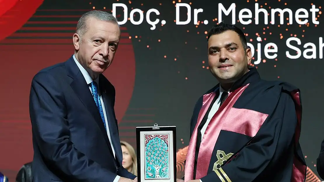 ERÜ'ye Cumhurbaşkanı Erdoğan'dan Ödül