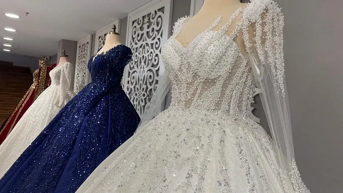 Gelinlik fiyatları dudak uçuklatıyor