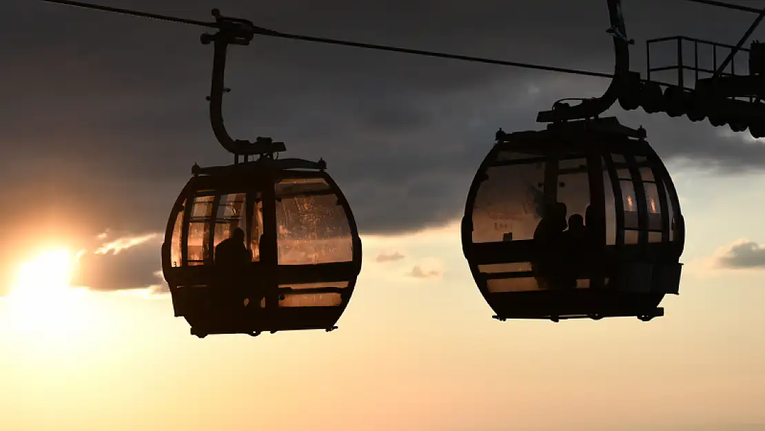 Gökyüzü Tutkunları, Erciyes'in Zirvesinde Buluştu