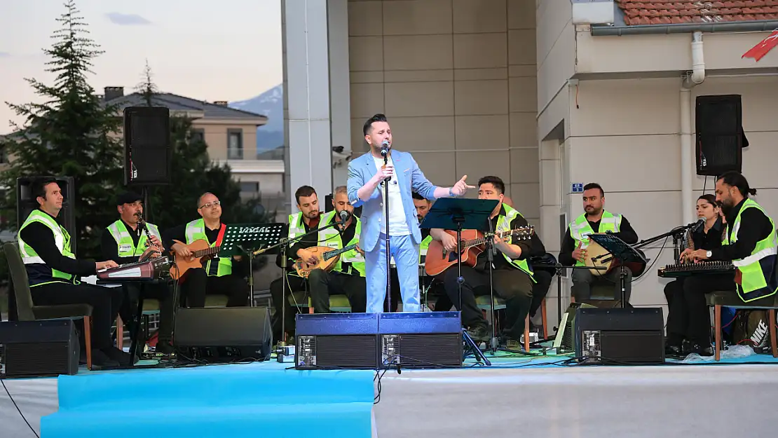 Grup Şantiye'den Gençlik konseri coşkusu