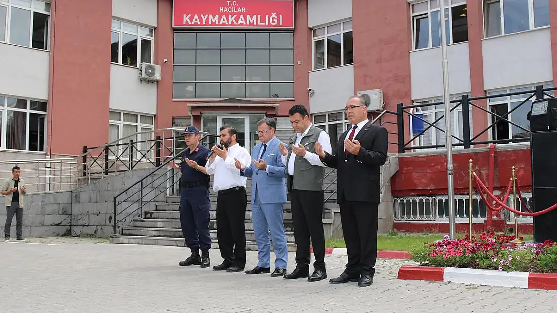 HACILAR'DA, PENÇE HAREKÂTI İÇİN DUA EDİLDİ.