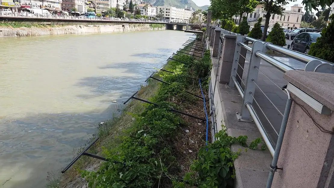 HATAY B.B.'DEN ASİ NEHRİ'NE ESTETİK DOKUNUŞ