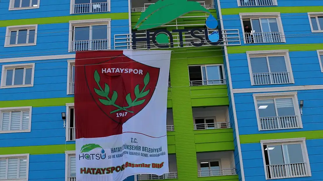 HATSU'DAN HATAYSPOR'A DEV BAYRAKLI DESTEK