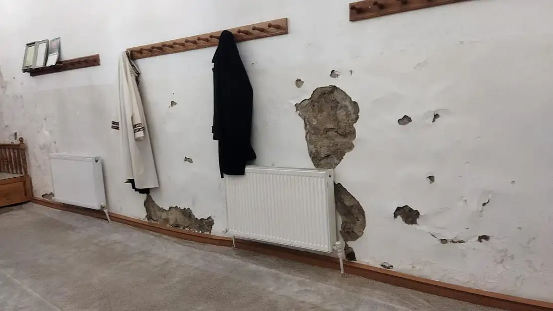 Helvacı Dede Şıh Mescidi bakım istiyor