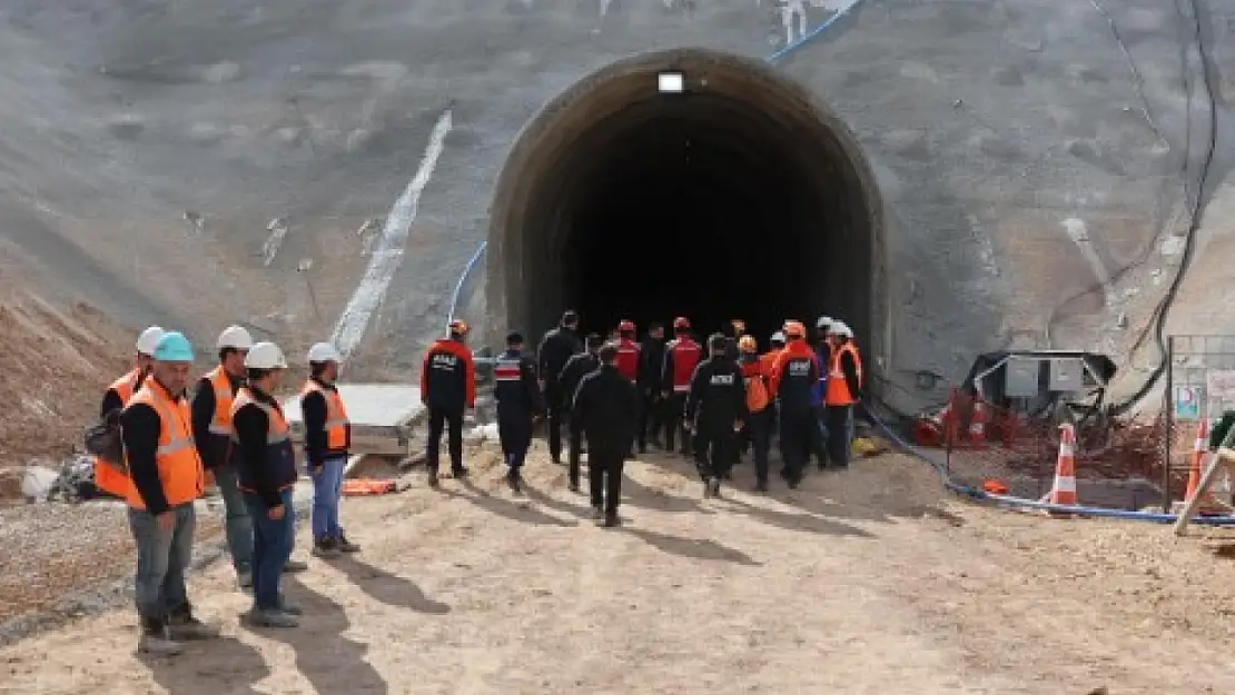 Himmetdede'de hızlı tren inşaatında iş kazası