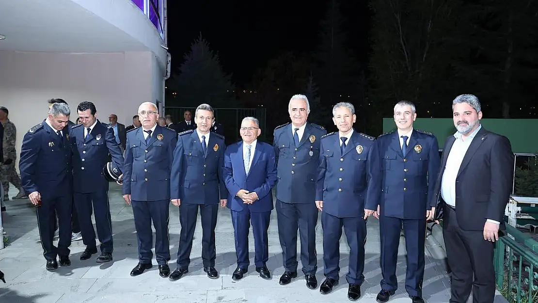 Hisarcık Meydan Camii'nde vatandaşlar bir araya geldi