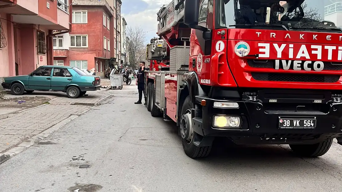 İkamet yangınında maddi hasar meydana geldi