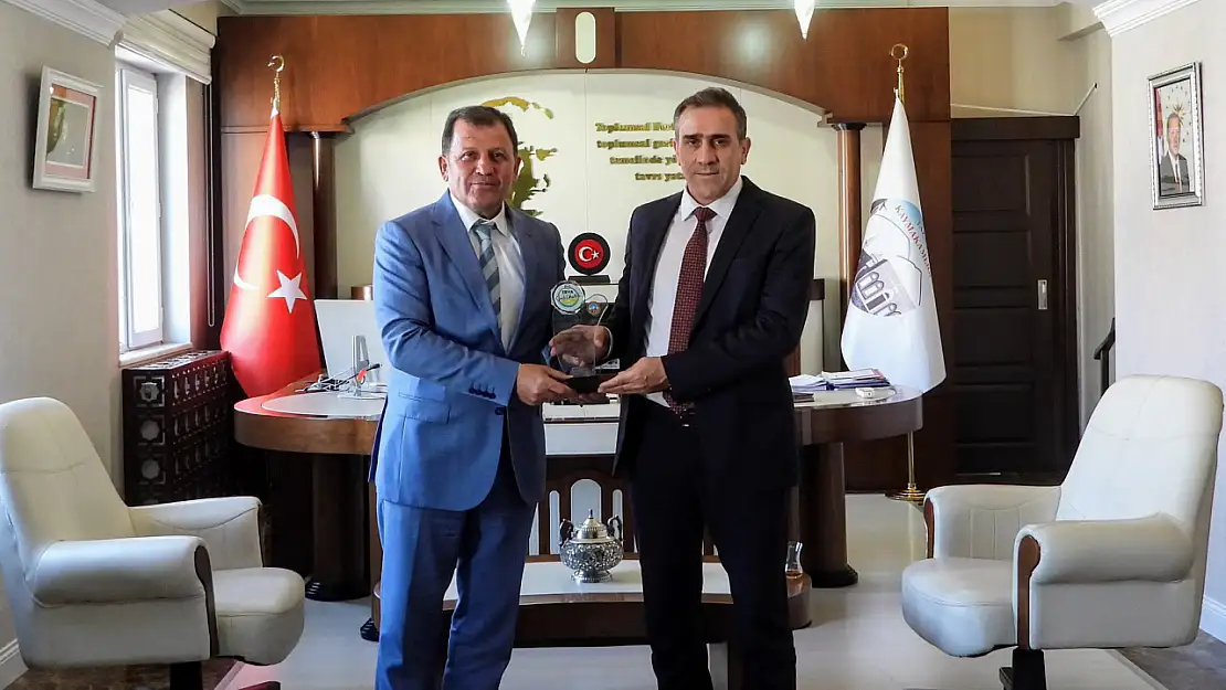 İl Müdürü Kabakcı'dan Talas Kaymakamı Memiş'e ziyaret