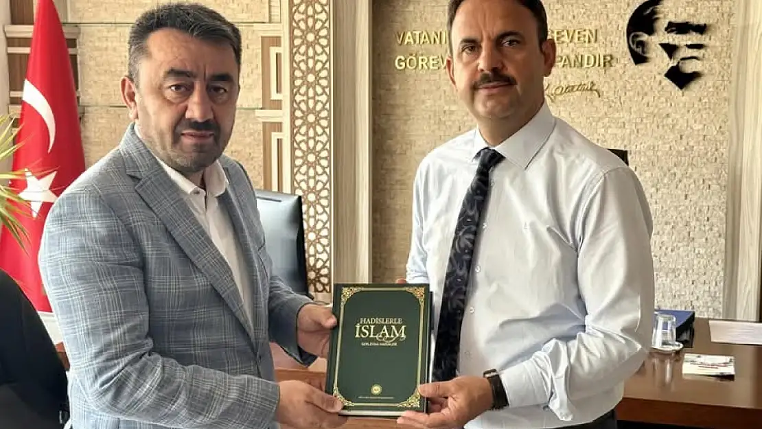 İl Müftüsü Ayvaz'dan Kaymakam Ermiş'e hayırlı olsun ziyareti