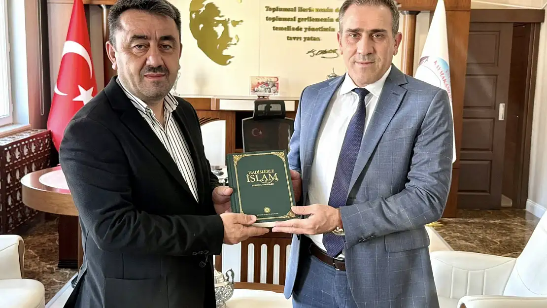 İl Müftüsü Ayvaz'dan Talas Kaymakamı Memiş'e hayırlı olsun ziyareti