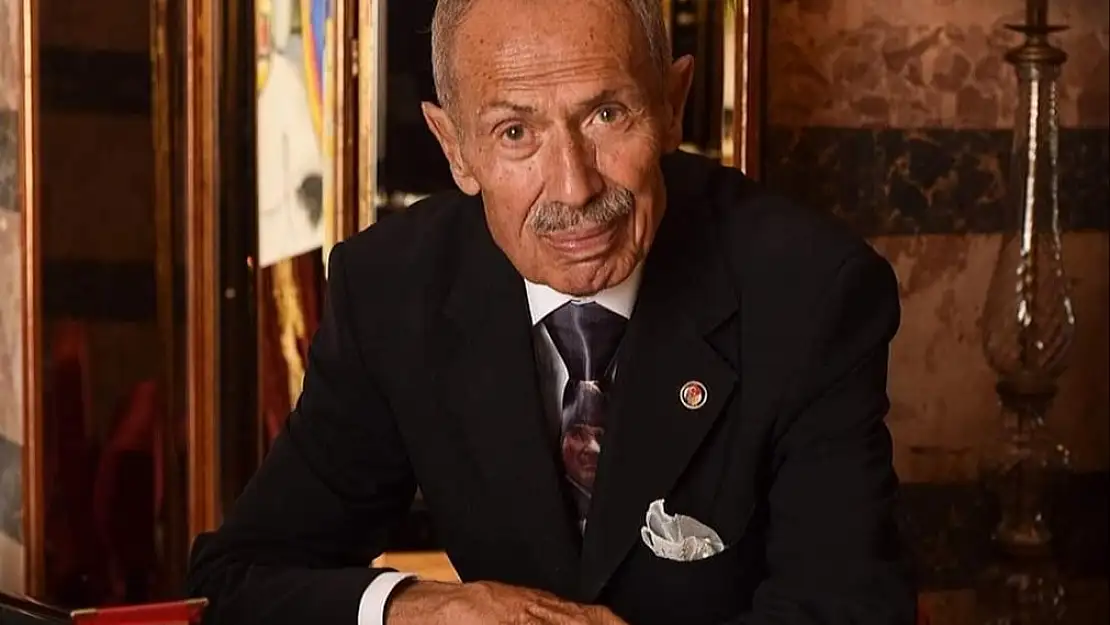 İlham Gencer vefat etti